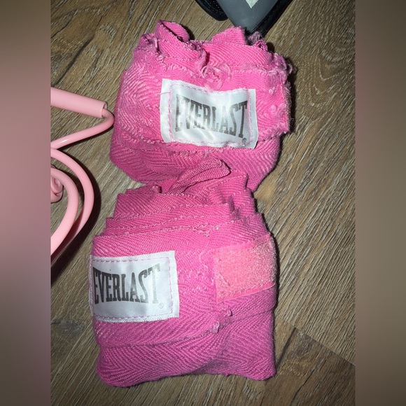 Everlast Pro Style Elite Training Gloves Red 12 oz Boxing Workout Gloves BUNDLE - Picture 16 of 16